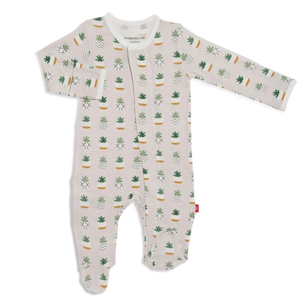 Like New Magnetic Me ‘You had me at Aloe’ Modal footie - Sz 3-6M
